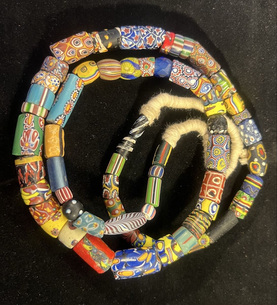 Murano Catenine: Rang Unique Millefiore Trade Beads Murano Multicolore – Usato da Genève venduto da DELIRBEADS 1