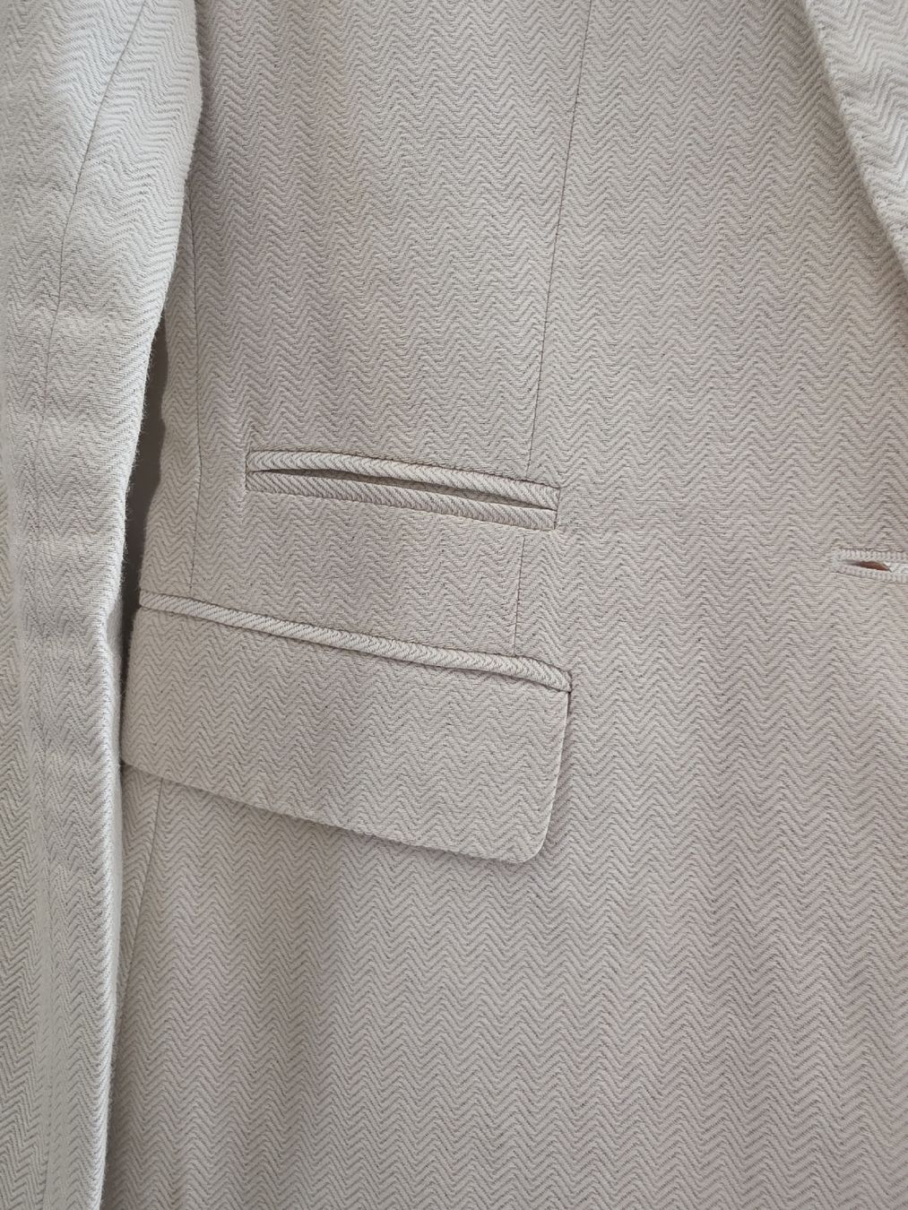 Massimo Dutti Vestes: Massimo Dutti Beige Blazer (Size 34) – D'occasion à Zürich par lit_n7pb 3