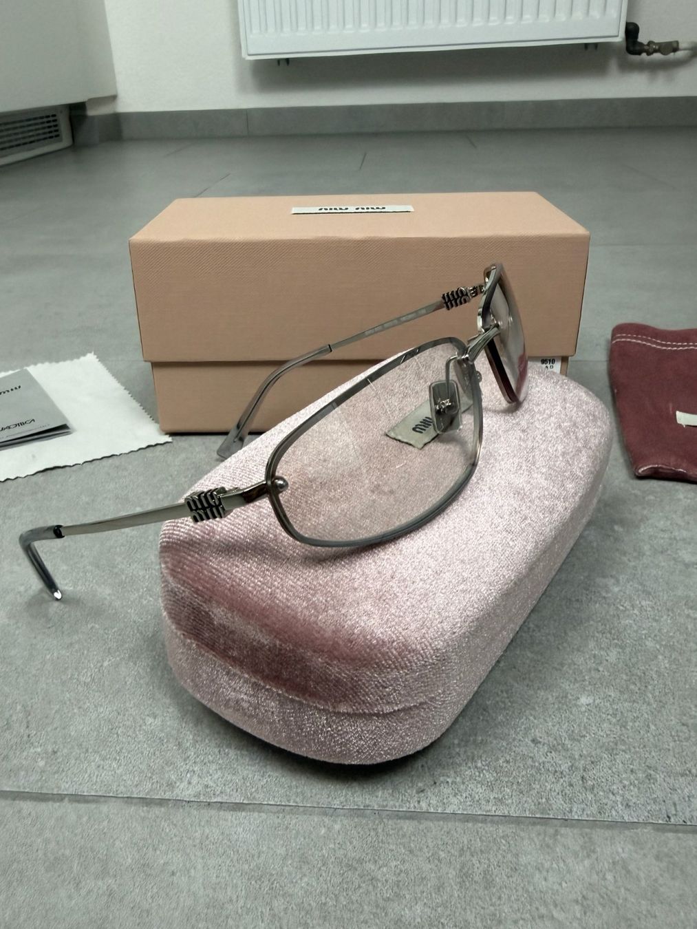 Miu Miu Occhiali & Lenti: MIU MIU 0MU A50S sunglasses – Usato da Biel/Bienne venduto da sami0788480082 6