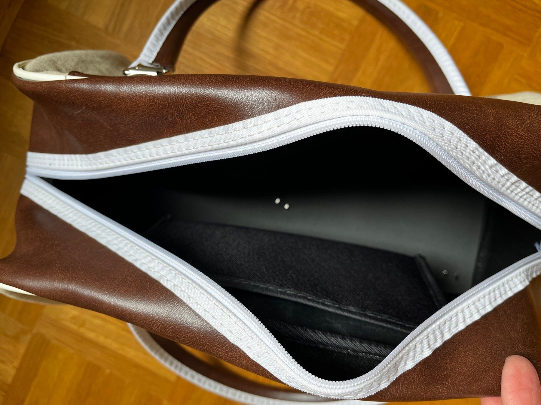 Sacs: Upcycling-Tasche im Bowling-Bag-Stil – D'occasion à Derendingen par emmenwasser 2