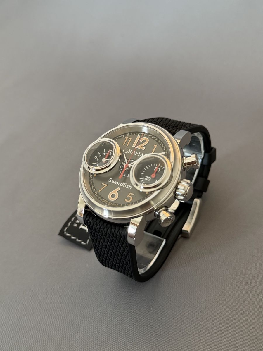 Graham Montres: Graham Swordfish Black – Neuf avec emballage d'origine à Nyon par GenevaLuxuryWatches 1
