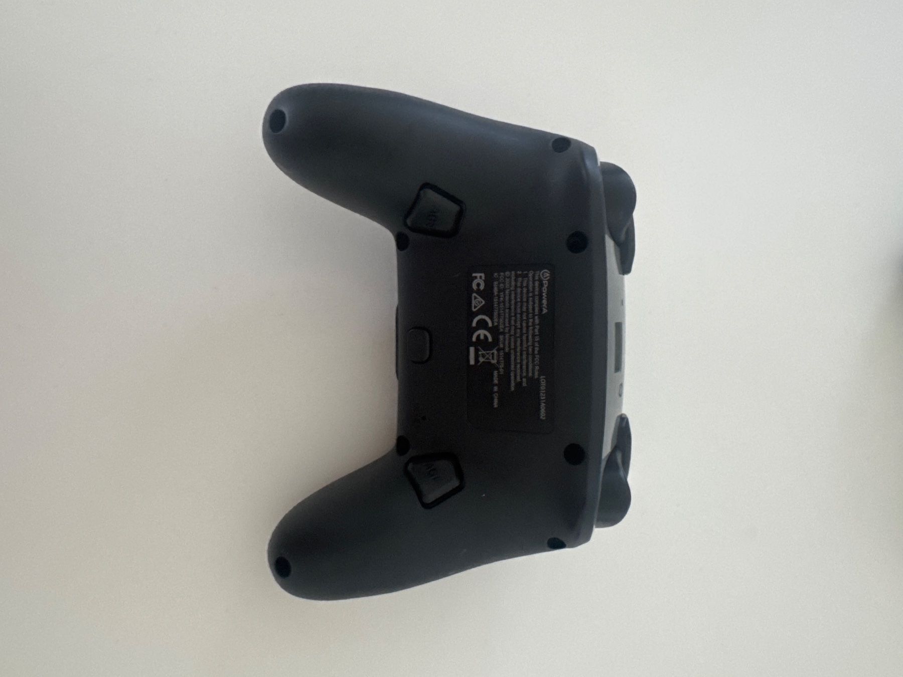 Nintendo Console: Controller Nintendo Switch schwarz – Usato da Adliswil venduto da mor_fam 1