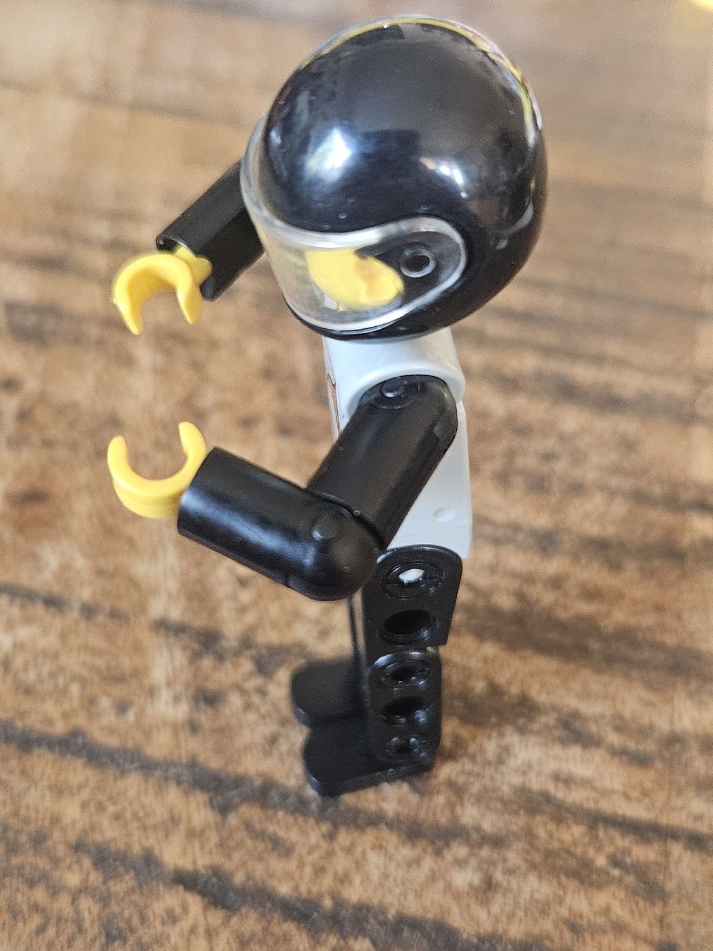 Lego Baukästen: lego figurine tech012a Technic Figure Black Legs,  – Gebraucht aus Confignon von Ecrofigs 2
