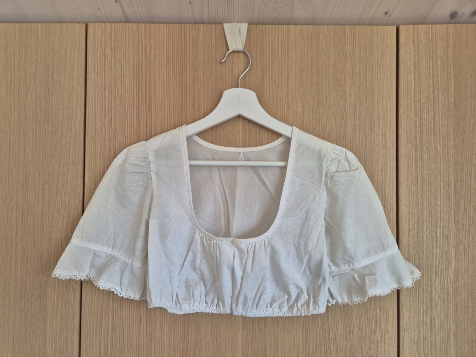 Blusen: Dirndlbluse – Gebraucht aus Balzers von BeScha88