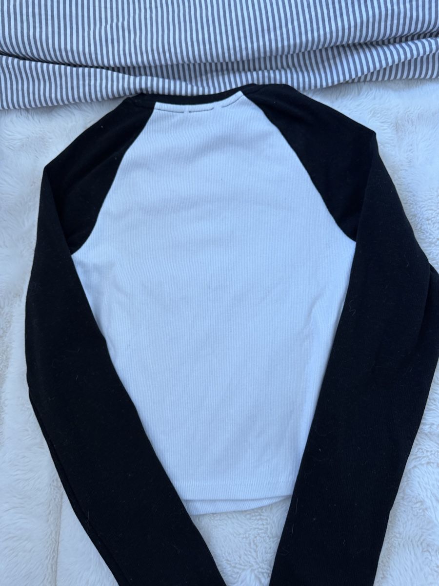 Bershka Kleiderpakete: Bershka Hosen + Oberteil – Gebraucht aus Trimmis von moonsoon1421 5