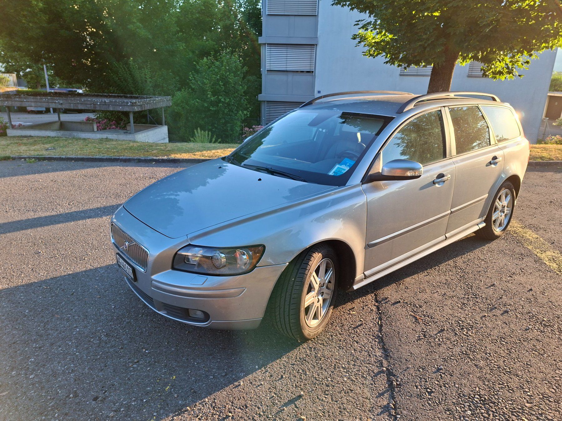 Volvo Autos: Volvo V50 T5 – D'occasion à Villigen par Faxe1980 1