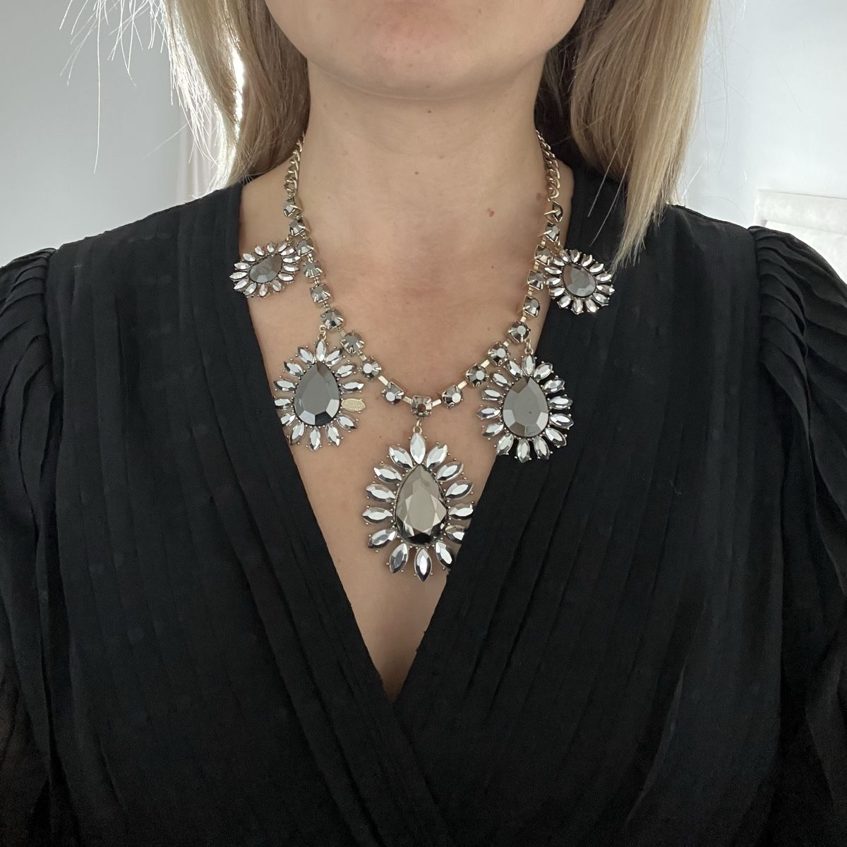 Catenine: Halskette mit Strasssteinen/Modeschmuck – Usato da Zürich venduto da ana.vla