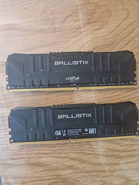 Memoria / RAM: 16Go DDR4-3200  2x8Go cl16 – Usato da Bouveret venduto da gui_c6dm
