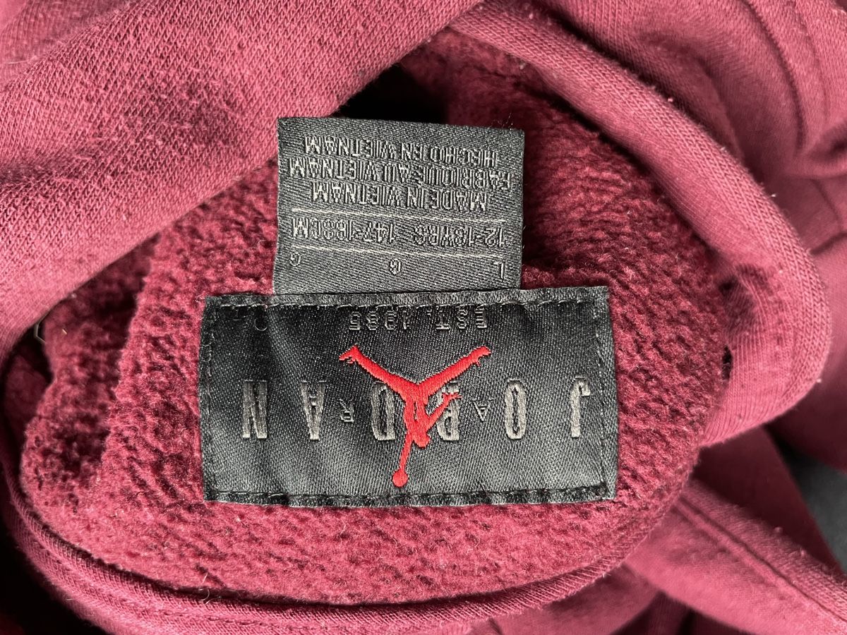 Jordan Maglioni & Felpe: Jordan Pullover Hoodie – Usato da Flawil venduto da Hungi77 2