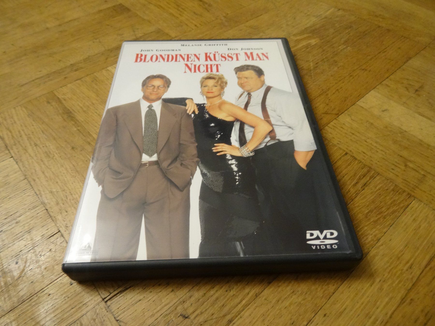 Tutti i DVDs: DVD Blondinen küsst man nicht – Usato da Olten venduto da Disc-Verkauf