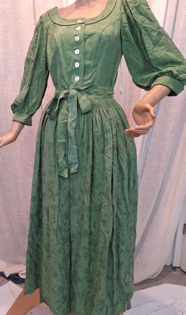 ISOLA TRACHTENKLEID GRÜN – GRÖSSE 36 – NEU