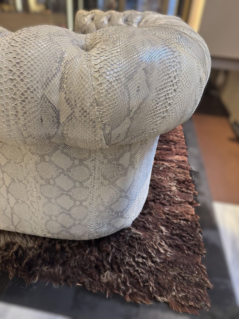 Divani: Divano Chesterfield rivestito in pitone – Usato da Porza venduto da GioCa65 6
