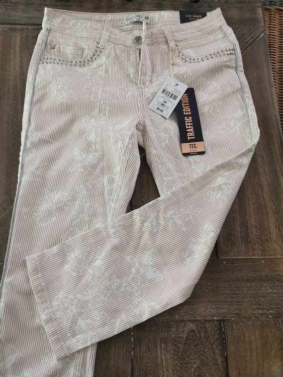 Jeans: Hose Jeans Chicoree, Gr.38, NEU. – Nuovo e nell'imballaggio originale da Luzern venduto da Tavolna