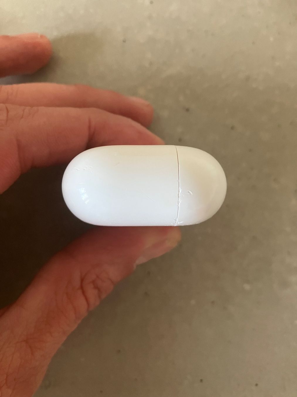 Apple Kopfhörer: Apple AirPods Pro 1 Charging Case – Gebraucht aus Lausanne von  8