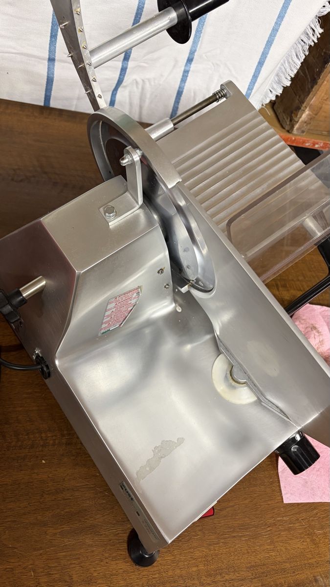 Fust Appareils de cuisine: Aufschnittmaschine – D'occasion à Winterthur par wei_xb5y 5
