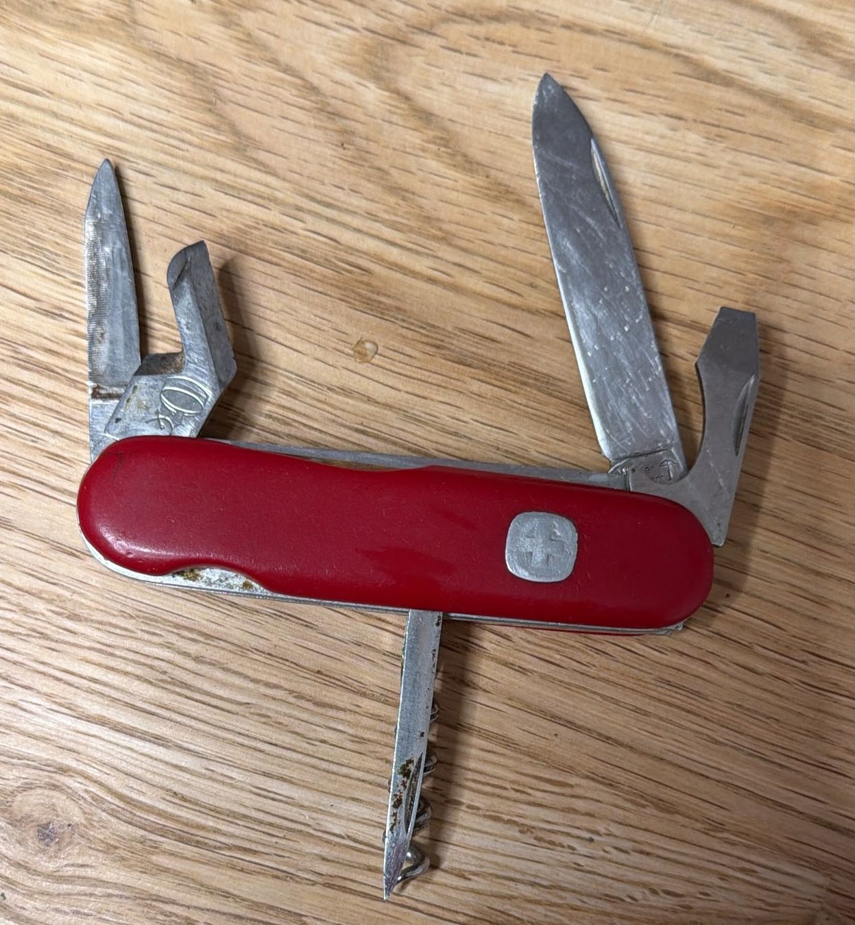 Wenger Coltelli tascabile: WENGER TASCHENMESSER – Usato da Zürich venduto da Frei-Occasionen