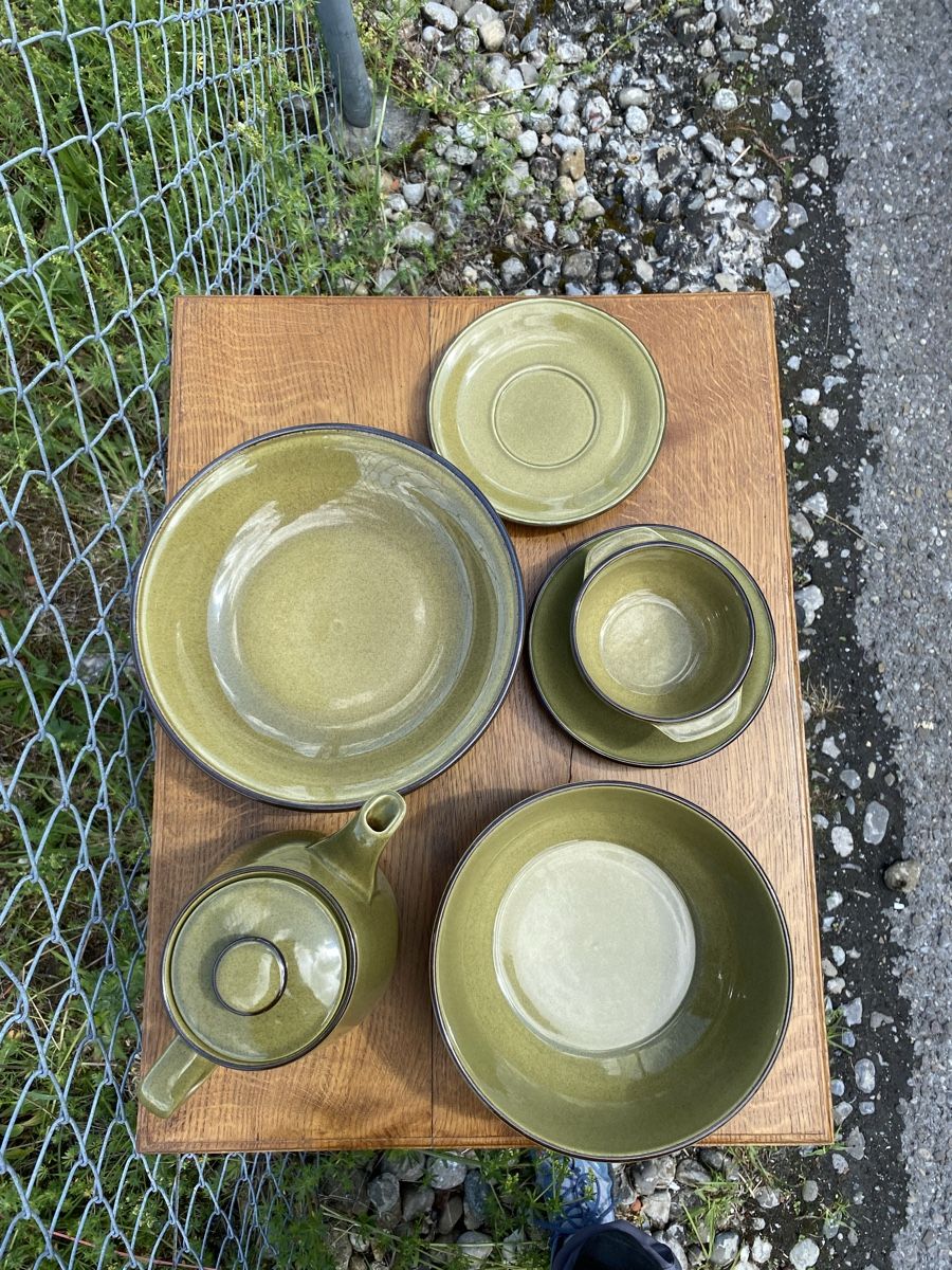 Rössler Set di piatti: Geschirr Set Rössler – Usato da Glattbrugg venduto da Pischte.Brockenhaus 1