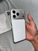 iPhone 17 Pro Max 256 Go - Comme neuf - Batterie 100%