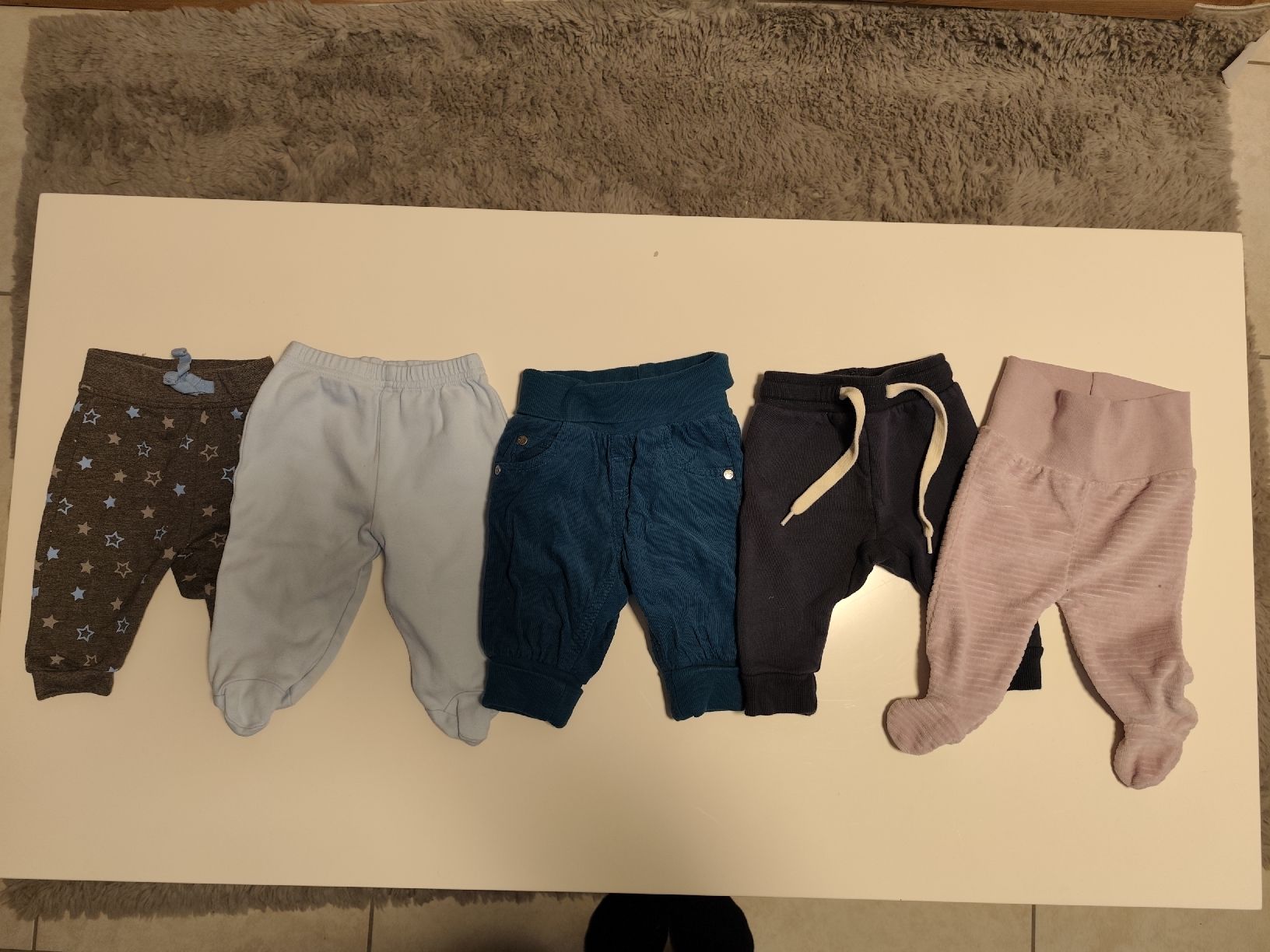 Lotti & Set di vestiti: Babyhosen Gr.56 – Usato da Dietwil venduto da kim_9ntv