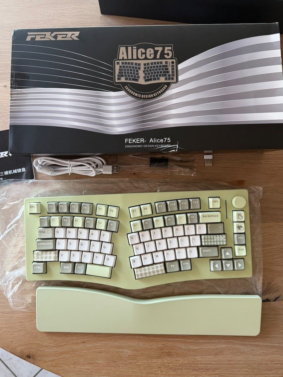 Tastiere: FEKER Alice 75 Mechanical Keyboard – Nuovo e nell'imballaggio originale da Gebenstorf venduto da doomedsardines 8