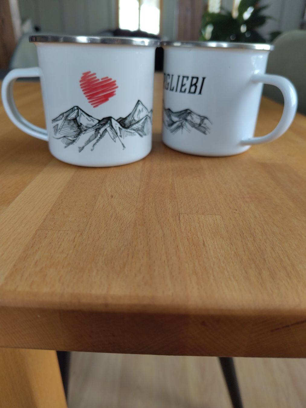 Tasses: 2 Tassen "Bergliebi" von GripTip – Neuf (Voir description) à Buttisholz par Simone_n