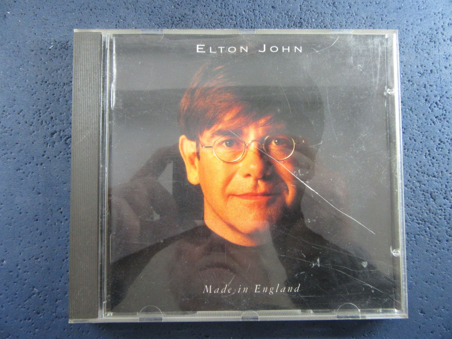 CDs: ELTON JOHN " MADE IN ENGLAND " CD – D'occasion à Ettingen par Hausi4711