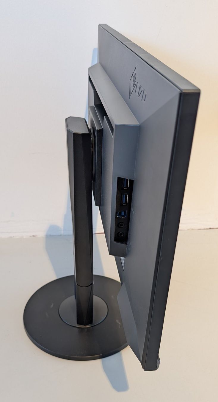 Eizo Monitor: EIZO FlexScan EV2450 – Usato da Kloten venduto da omv_jk2w 2