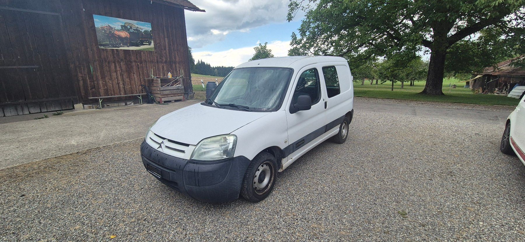 Citroën Automobili: Citreon Berlingo 1.4i – Usato da Reutlingen venduto da asm_5jzs