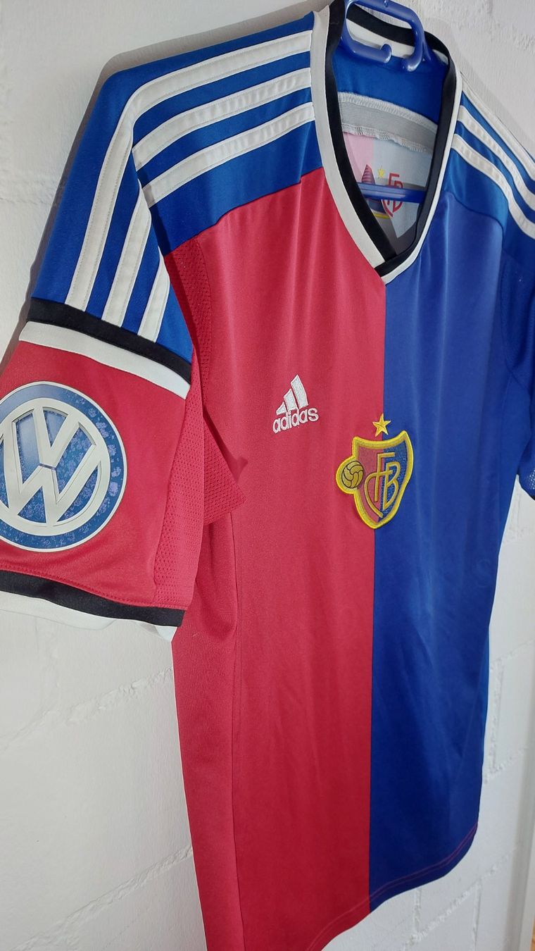 FC Basel Canottiere & Pantaloni: FC Basel Trikot 2014/2015 Gr. S – Usato da Hedingen venduto da Turicun25 2