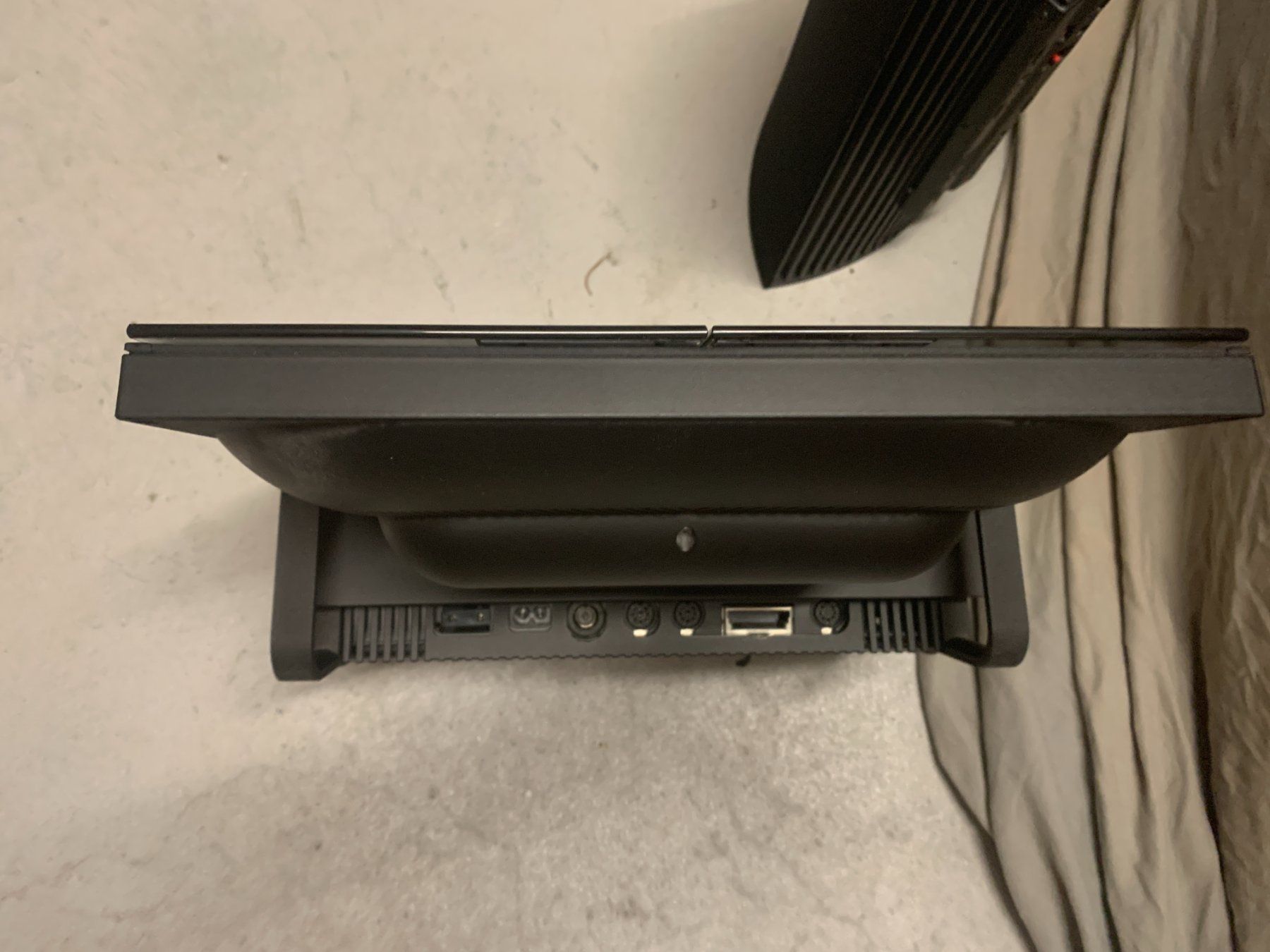Bang & Olufsen Systèmes audio & multimédias: BeoCenter 3000 plus 2x BeoLab 4000 – Défectueux à Etzgen par Buead 2