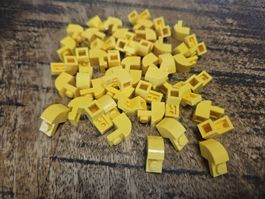 lego 6091 lot de 50 pièces Yellow Slope, Curved