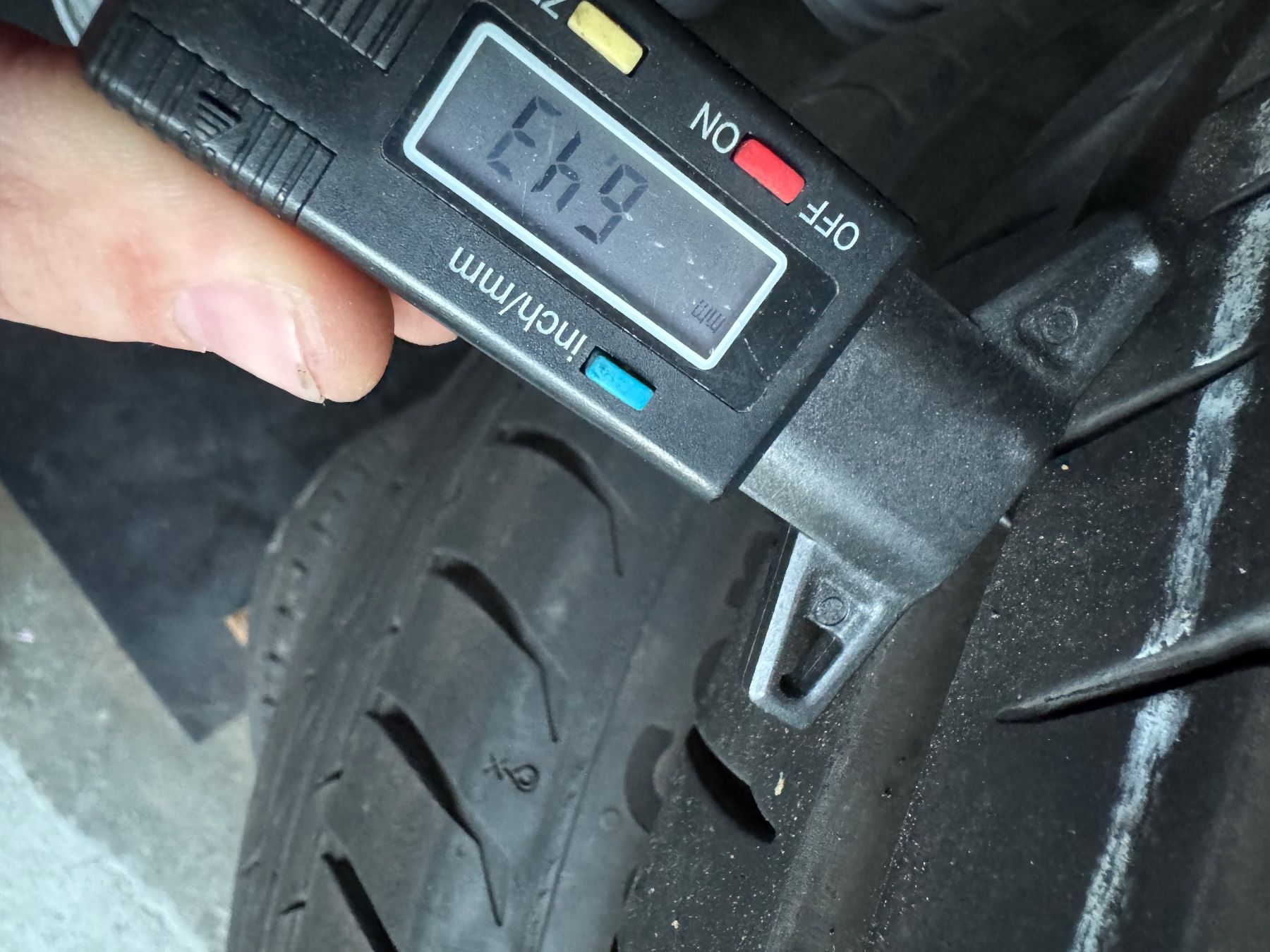 Continental Pneumatici & Ruote complete: 245/45R20 – Usato da Widen venduto da Dinero02 5