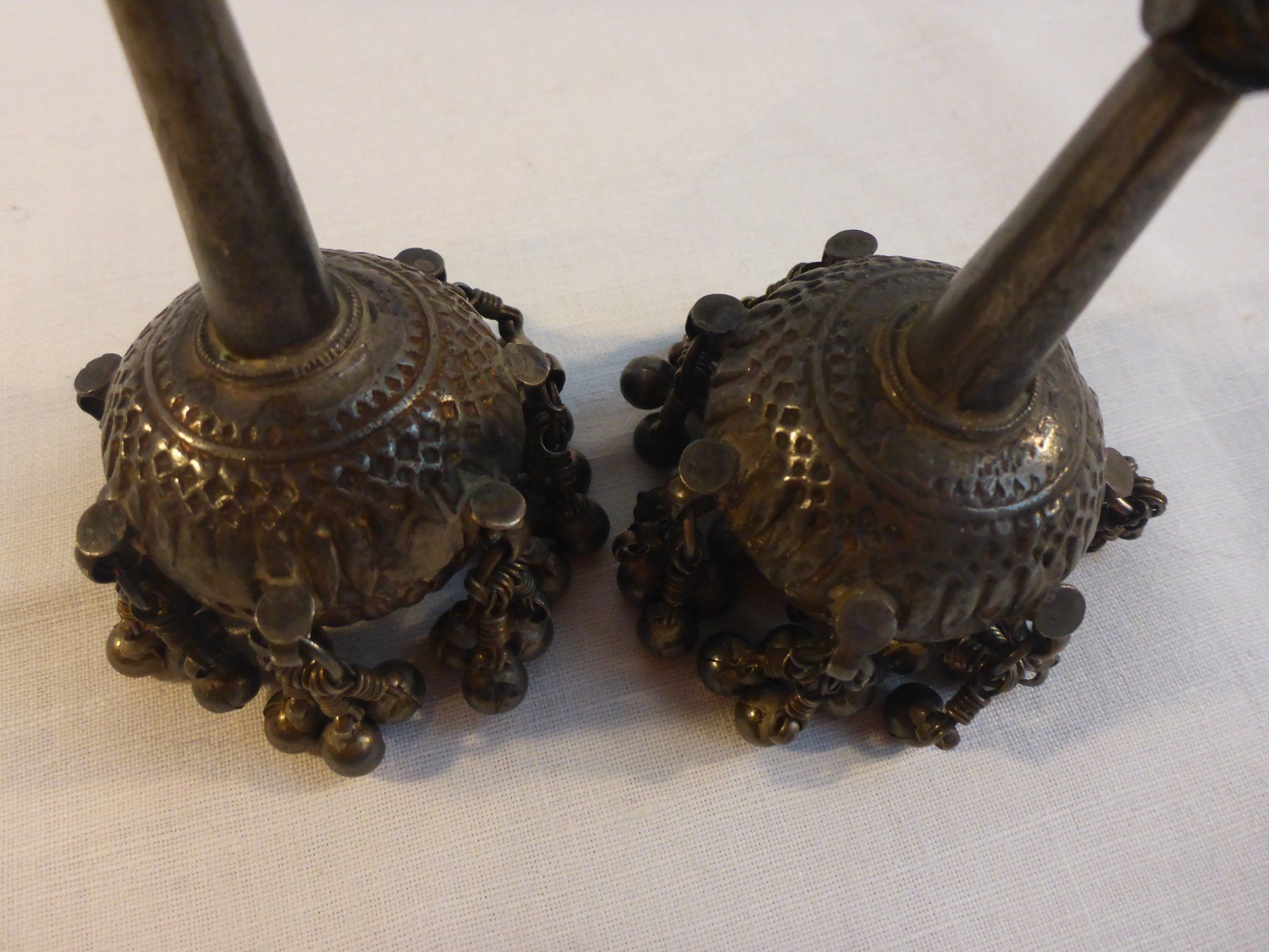 Tutte le decorazioni: 2 antike Quasten aus Metall – Usato da Zürich venduto da leia12 6