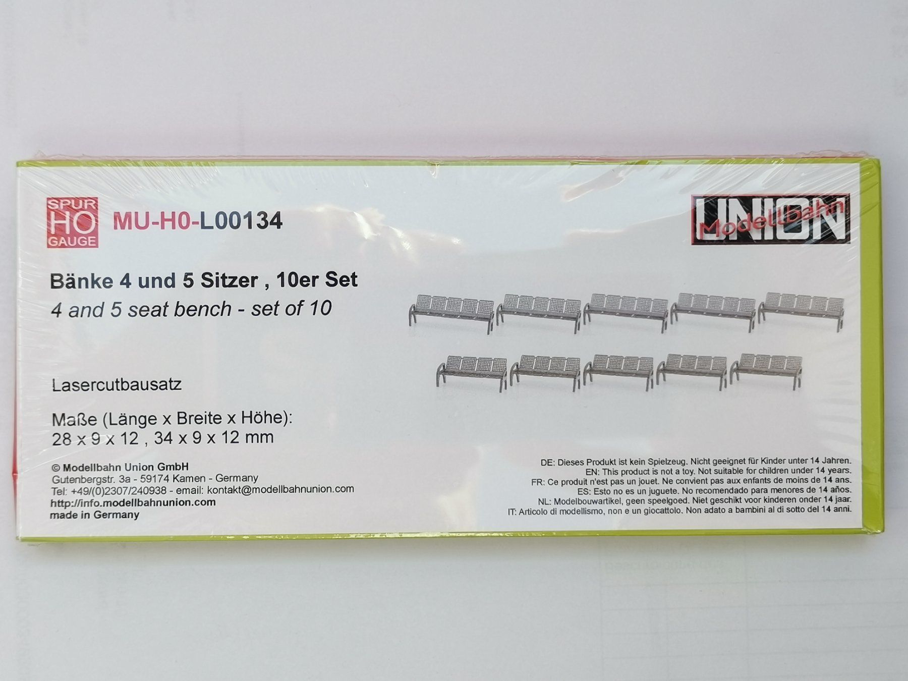 Modellini di ferrovie: H0 Bänke 10er Set - 4 & 5 Sitzer – Nuovo e nell'imballaggio originale da Allschwil venduto da H0-Bahner