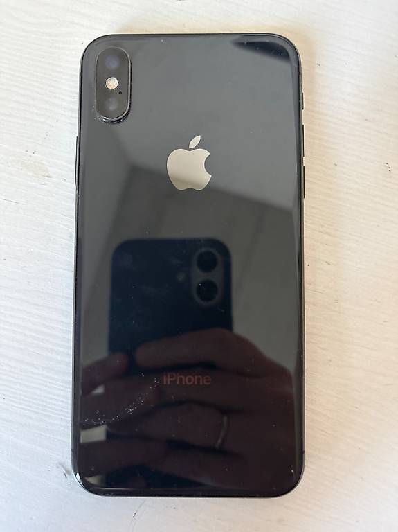 Apple Telefoni cellulari / Smartphones: iPhone X 64 GB zu verkaufen – Usato da Dübendorf venduto da BakeevaK 1