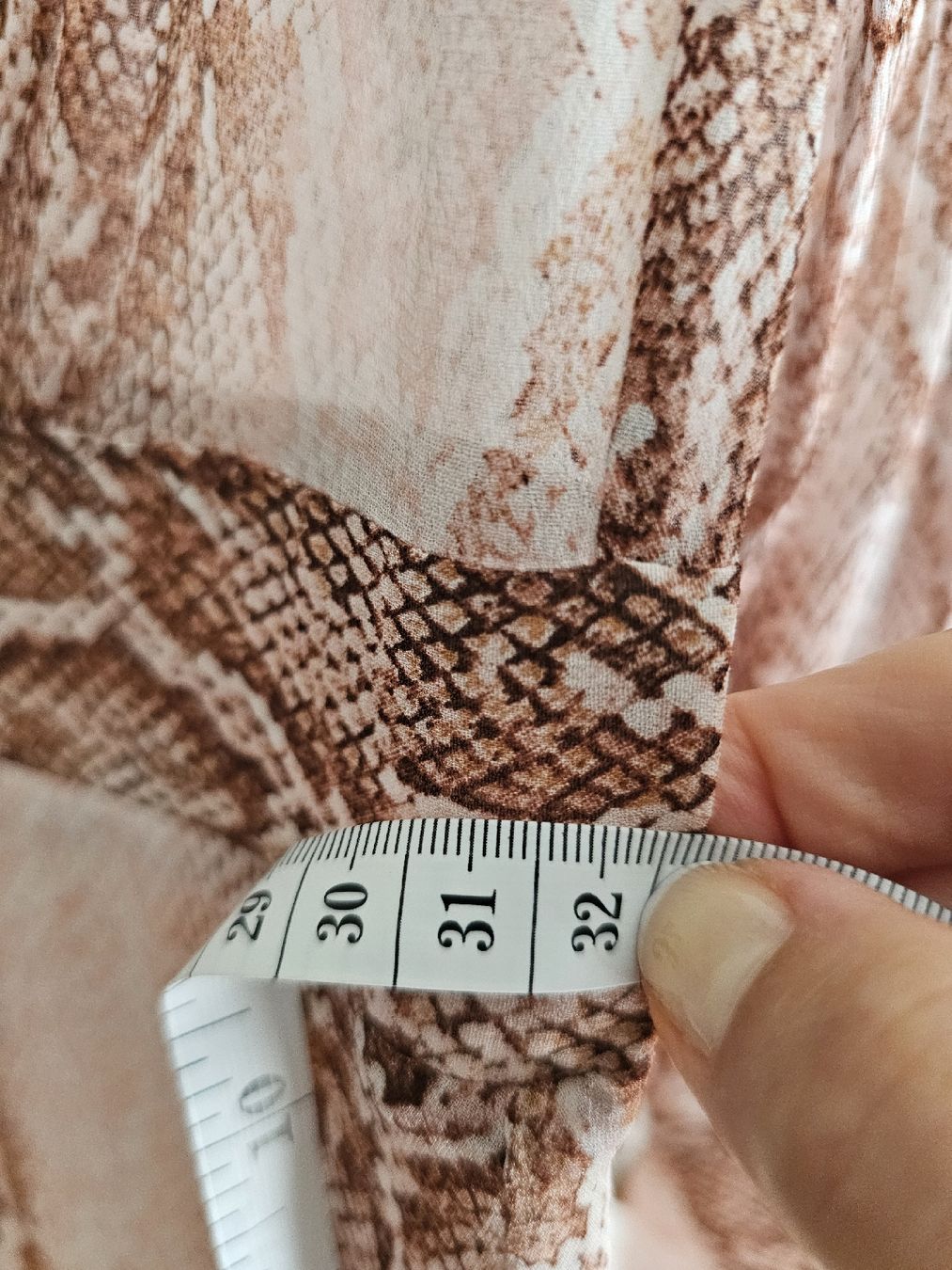 Massimo Dutti Vestiti: Massimo Dutti Snake Print Maxi Dress – Nuovo (secondo la descrizione) da Cologny venduto da Selin34 8