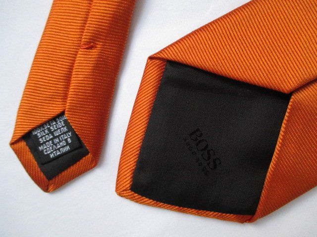 Hugo Boss Cravatte: Hugo Boss / Krawatte aus Seide – Usato da Wetzikon ZH venduto da freeze66north 2