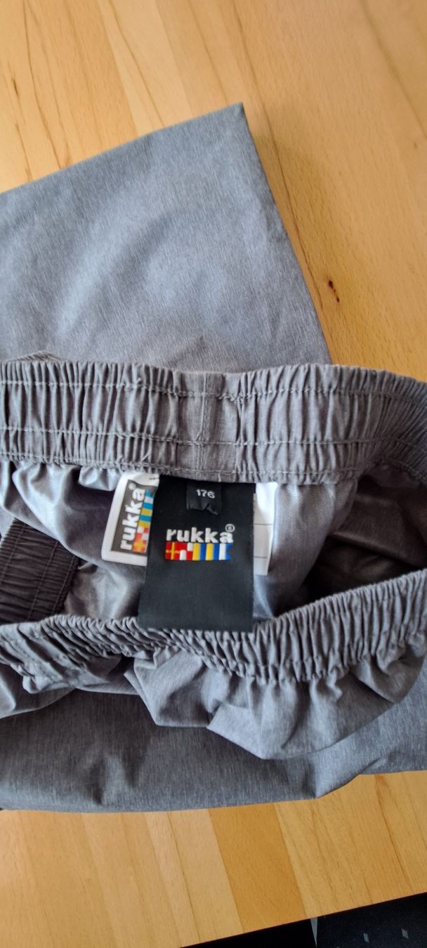 Rukka Pantaloni: Regenhose Gr. 176 Rukka – Usato da Dübendorf venduto da Hussi6 2