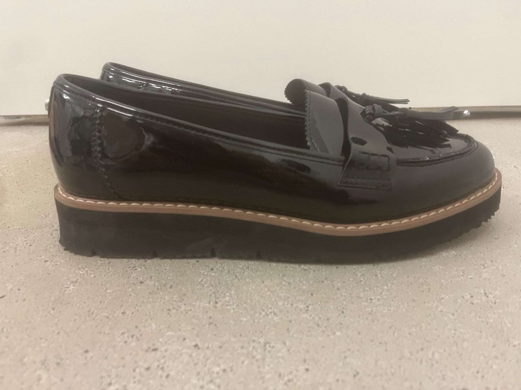 Anna Field Damenschuhe: Lackslipper schwarz Gr. 40 von Anna Field – Gebraucht aus Egg b. Zürich von adimoxon 1