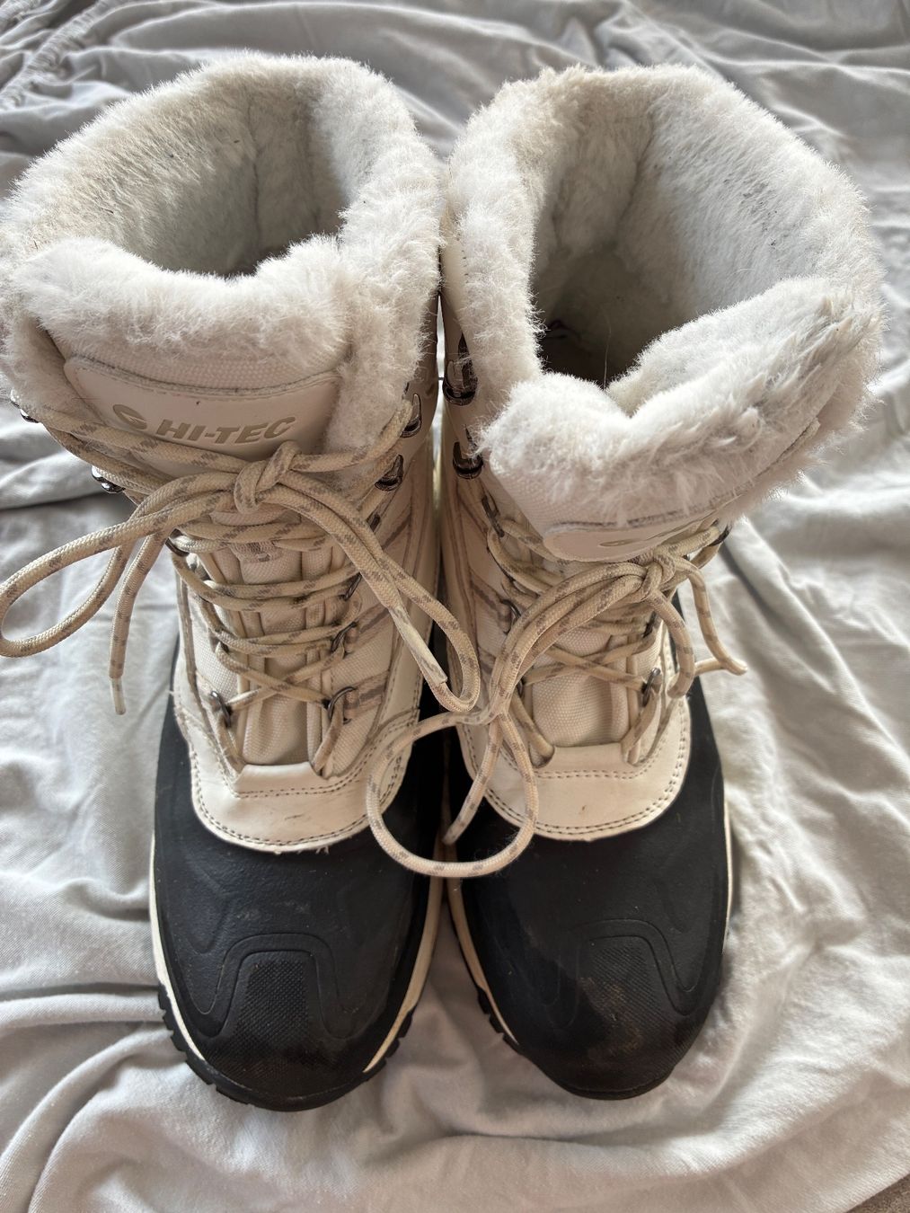 Graceland Scarpe da donna: Bottes de neige, T40 – Usato da Corcelles-près-Payerne venduto da CyndelleMaiwen