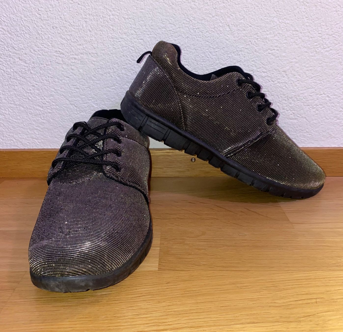 Cube Scarpe da donna: Cube Sneaker (NEU) Gr. 41 – Nuovo (secondo la descrizione) da Herisau venduto da Seyashop1