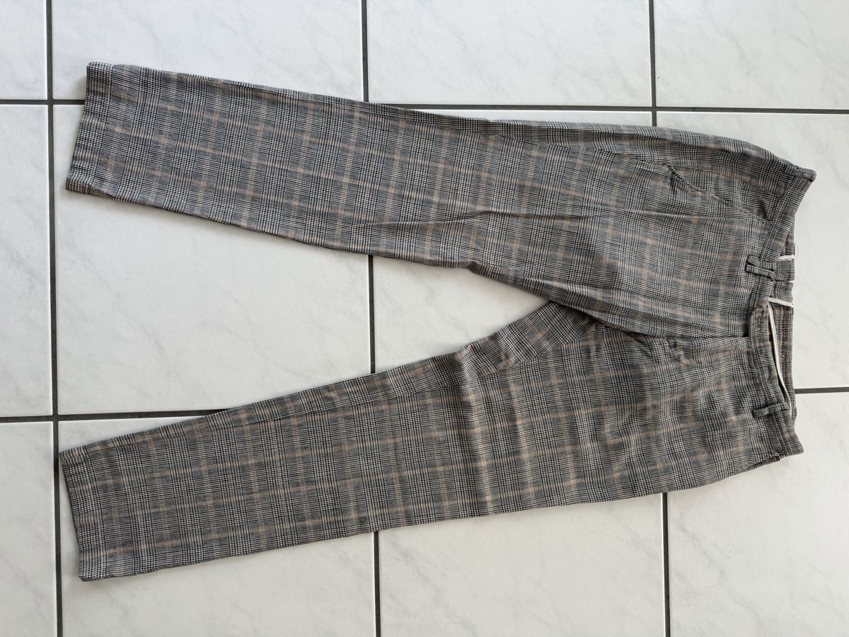 Hosen: Leichte Sommerhose kariert Grösse 46  – Gebraucht aus Schattdorf von lestage 1