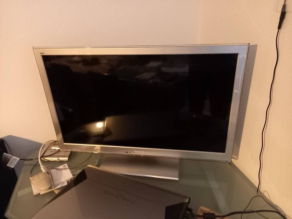 Televisori: Samsung Fernseher – Usato da Basel venduto da pet_ss7x 1