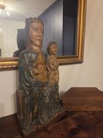 Thronende Madonna mit Kind Holz (Romanischer Stil) + Konsole