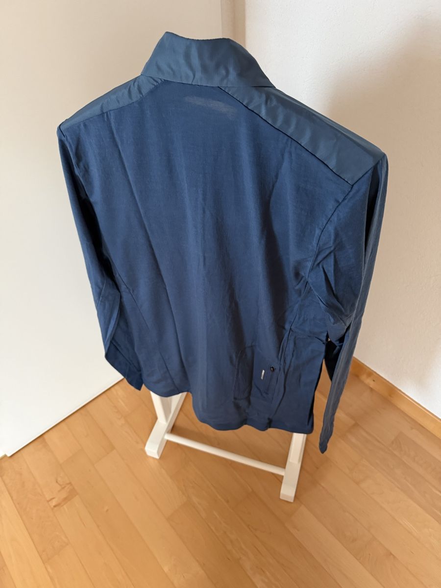 Mons Royale Vestes: Mons Royale Windjacke – Neuf avec emballage d'origine à Jegenstorf par mammut02 3
