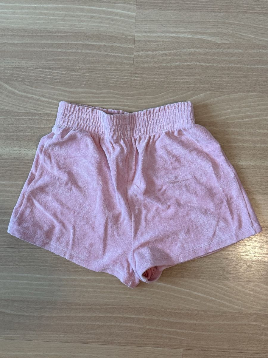 H&M Pantaloni: Rosa Shorts H&M XS  – Usato da Luzern venduto da vqu_8gks