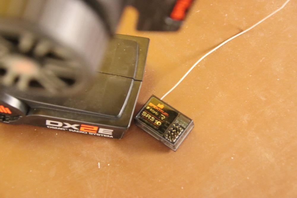 spektrum DX2 E mit Empfänger (Gebraucht) in Kriens für CHF 10 – mit ...