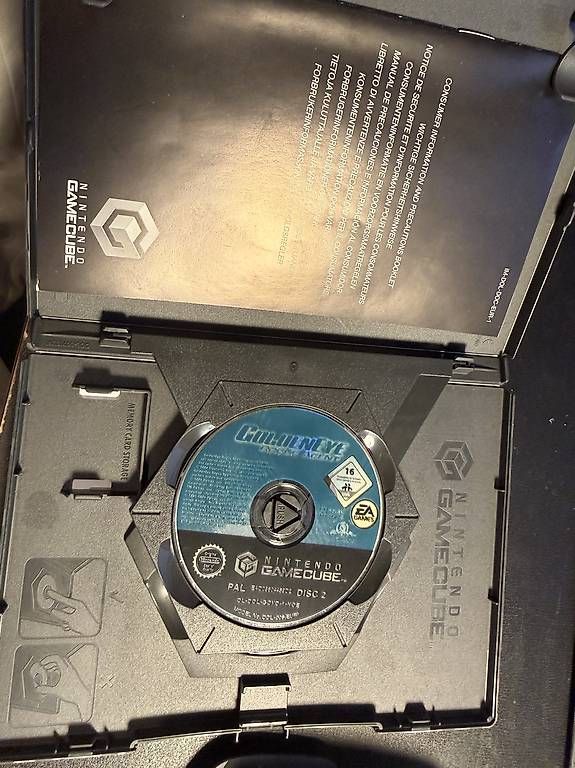 Nintendo Giochi: Game Cube GoldenEye: Rogue Agent (PAL) – Usato da Hilterfingen venduto da bes_kvx6 1