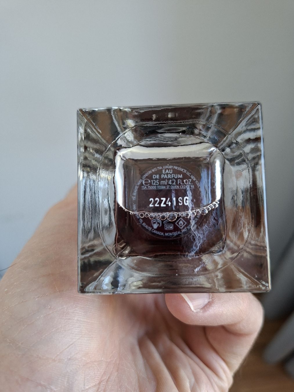 Saint Laurent Profumi & Eau de Toilette: YSL Capeline, Alluring Lily, 125ml, Eau de Parfum, NEU! – Nuovo (secondo la descrizione) da Chur venduto da _k9s5 3