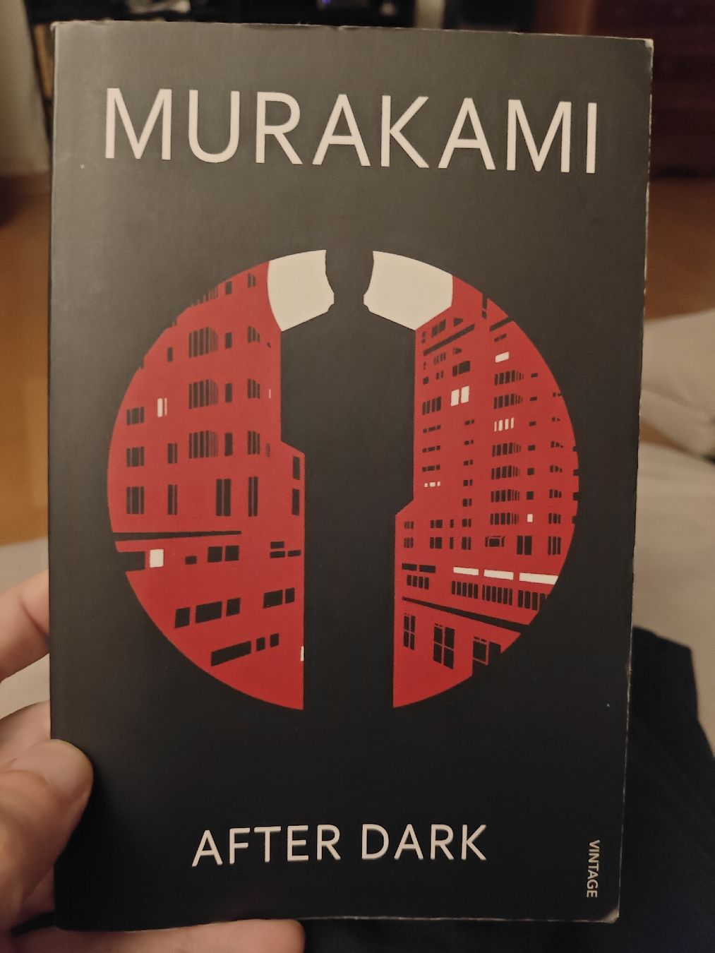 Libri: Murakami After Dark book Vintage edition paperback – Usato da Zürich venduto da typish